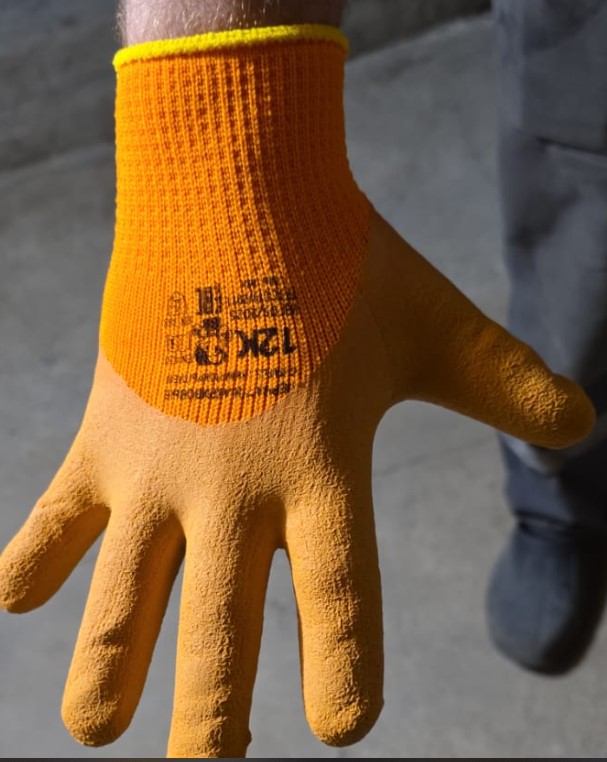Перчатки акриловые с латексным вспененным обливом 300#, утепленные до -10 С