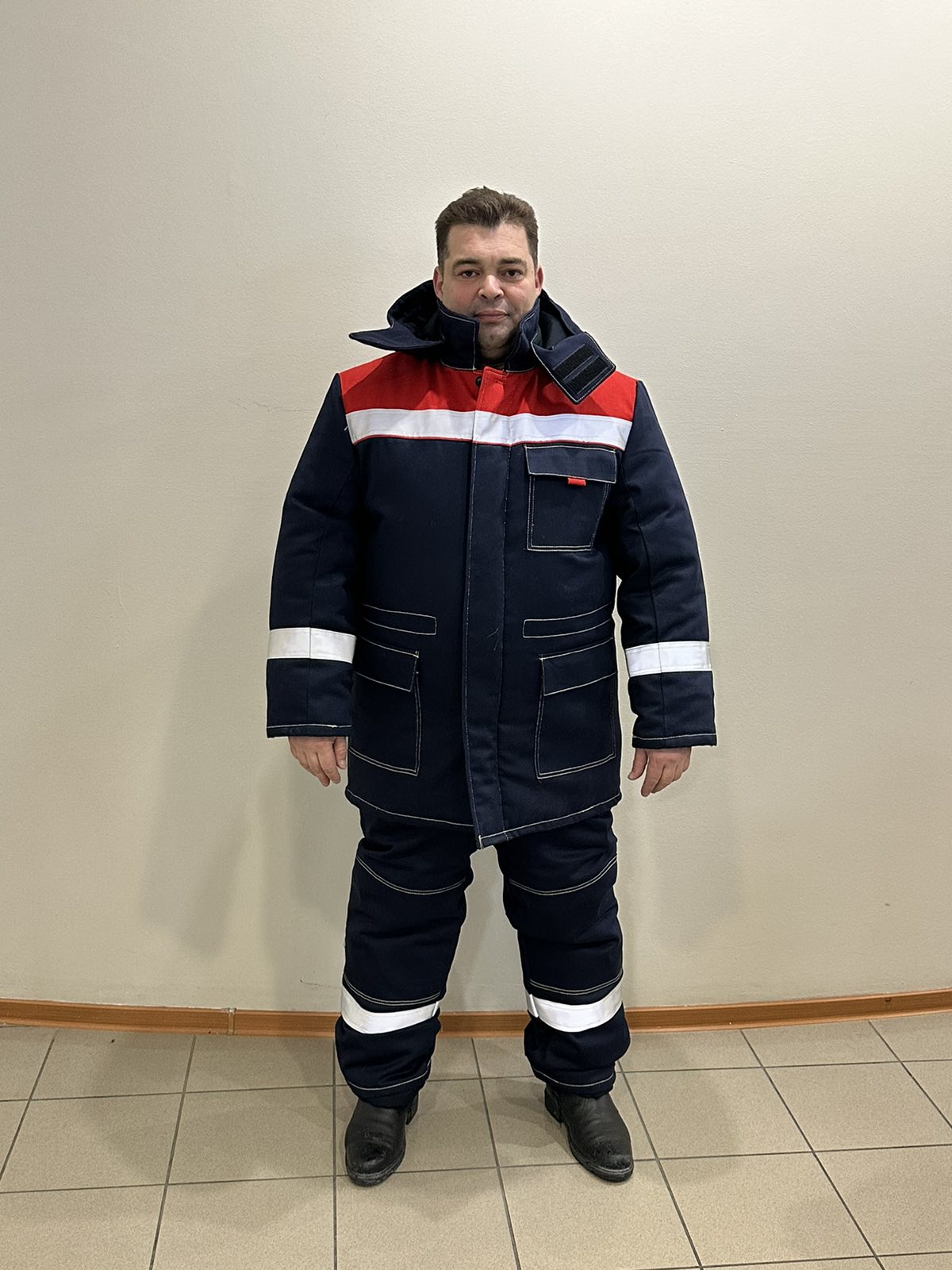Костюм зимний мужской монтажника 5080 АЛ, т.к. Смит,450, п/к, т.синий/красный М Костюм зимний мужской монтажника 5080 АЛ, т.к. Смит,450, п/к, т.синий/красный М