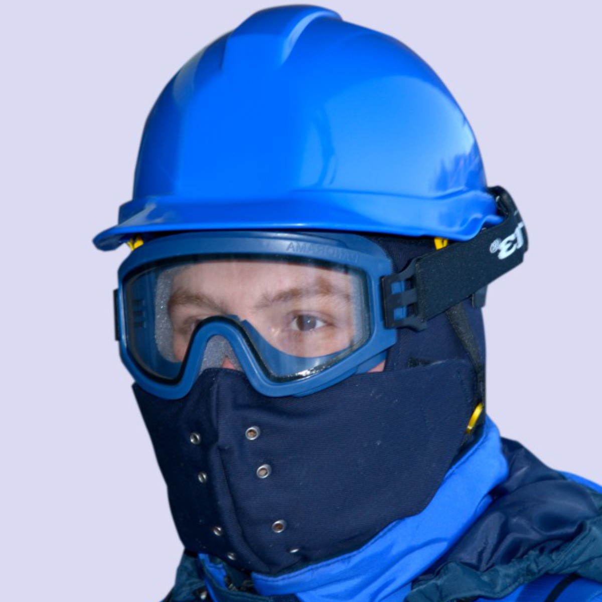 Очки защитные закрытые, прозрачные, с непрямой вентиляцией ЗН11 PANORAMA Арктика (2С-1,2 РС) 211837