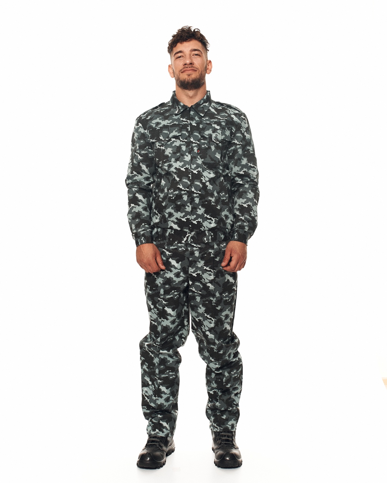 Костюм мужской Охранник, тк.Смесовая,210, брюки, КМФ город М